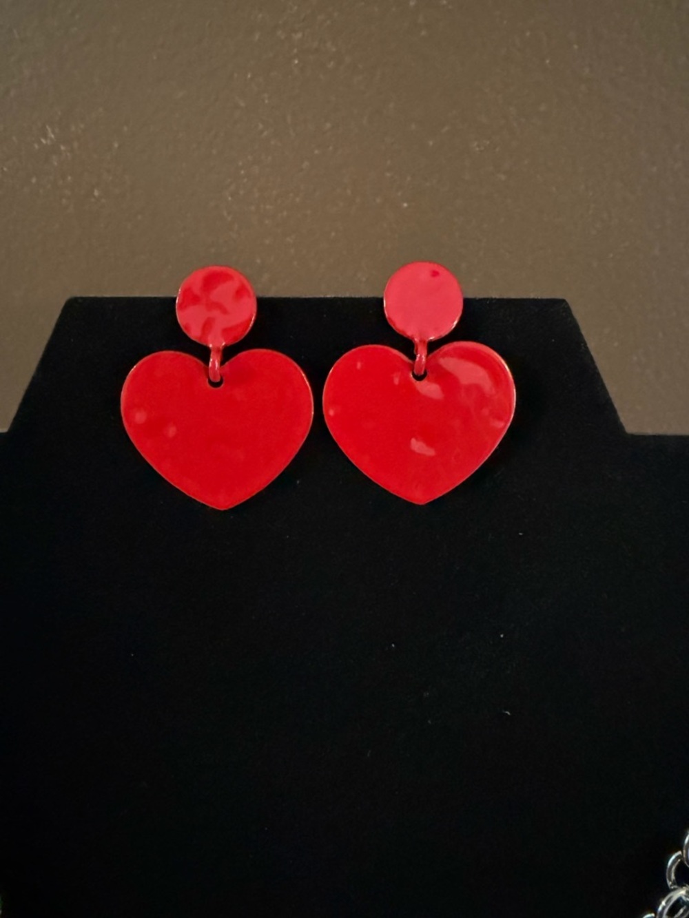 💰Red Heart Earrings and Silver Crystal Heart Necklace Set - Picture 2 of 4